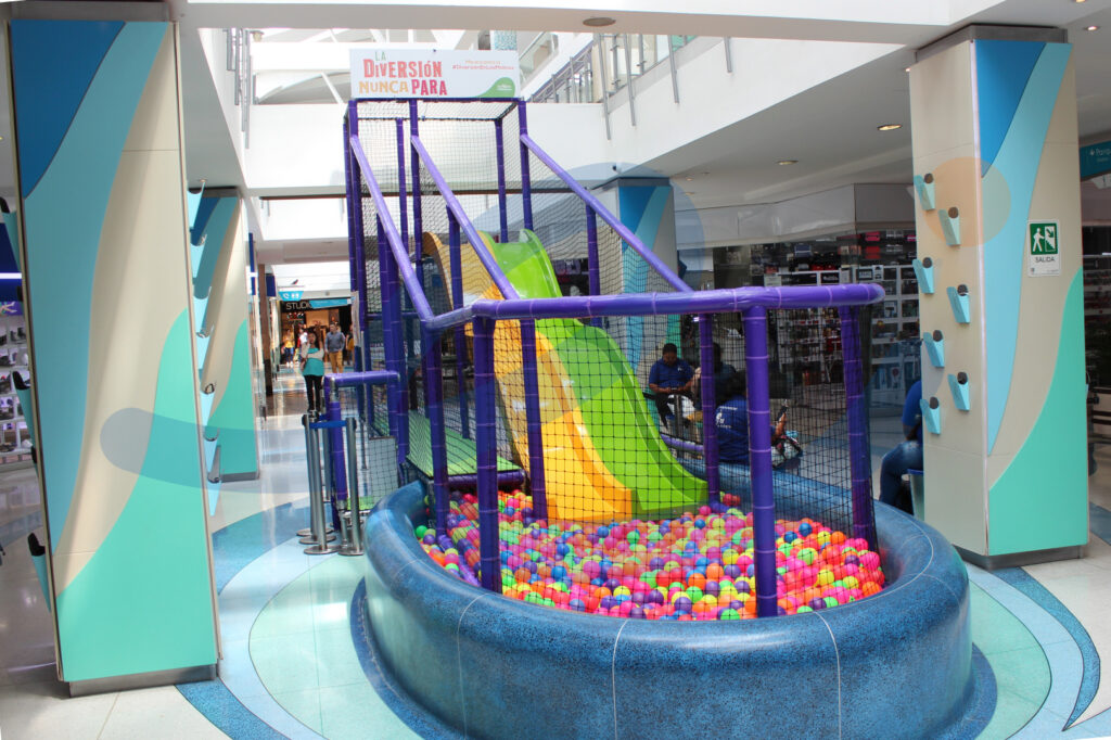 Los Molinos Centro comercial 2