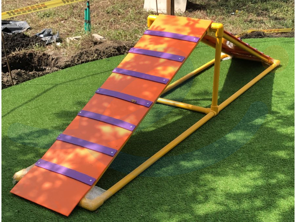 Rampa Equilibrio pet park madera plastica